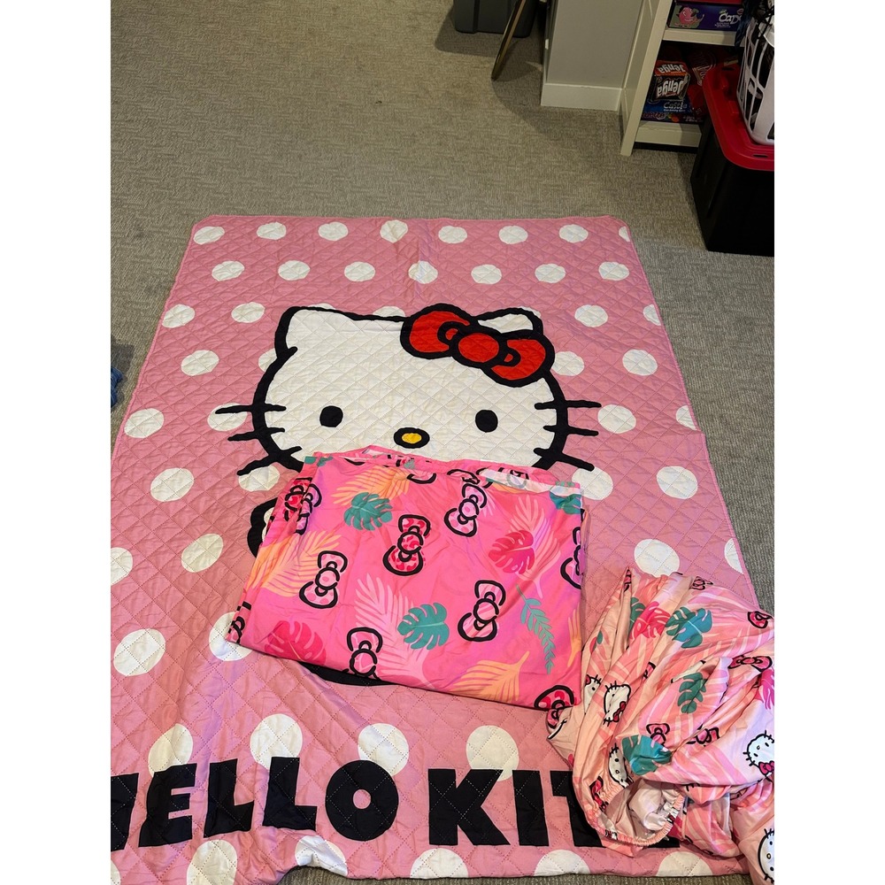 Hello Kitty Pink Polka Dot Quilted Comforter and Tropical Sheet Set Full Size